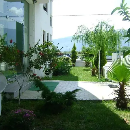 Apartment Karalias Leptokaryá
